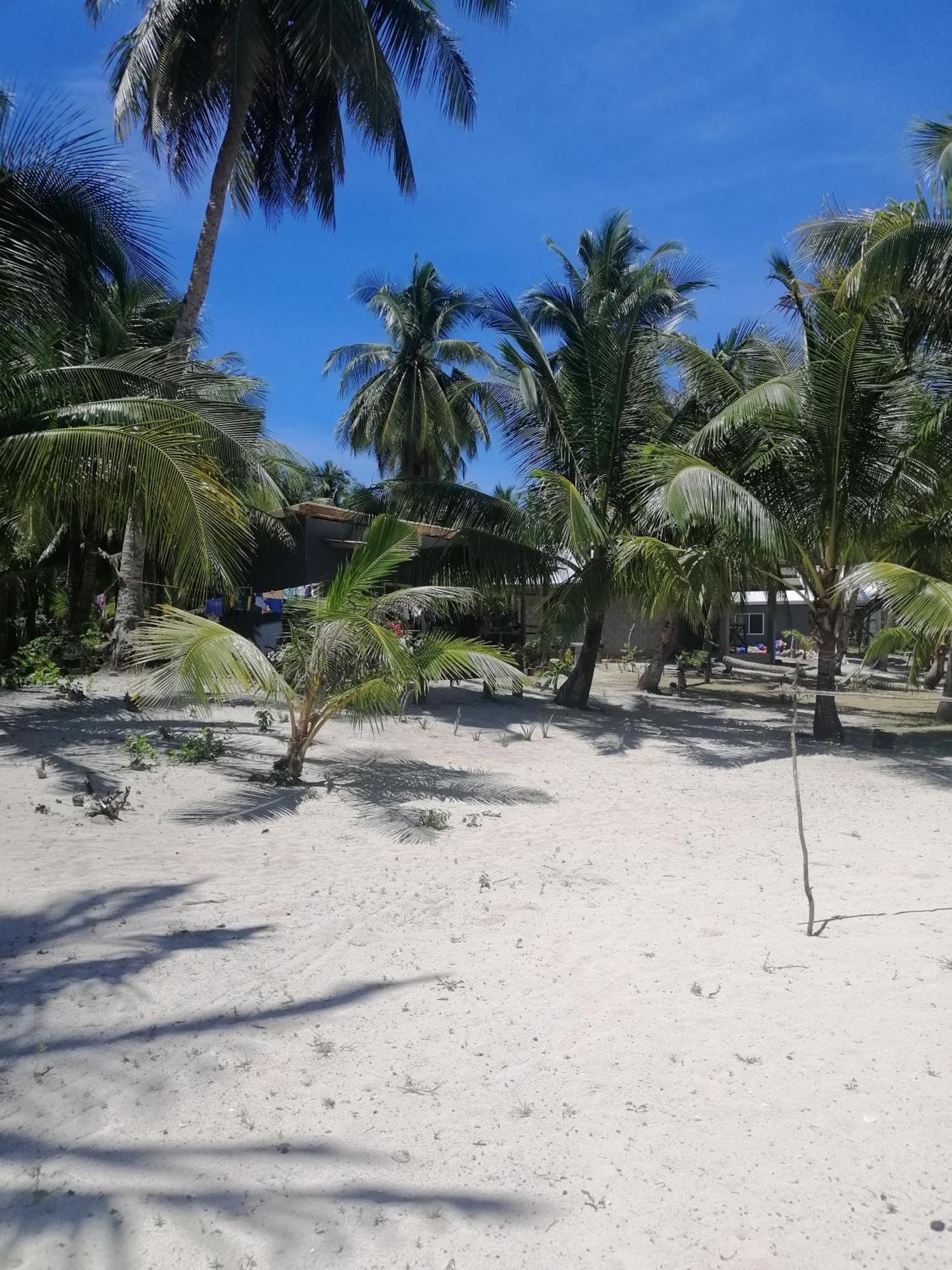 Anajawan Island Beachfront Resort General Luna  Exterior photo